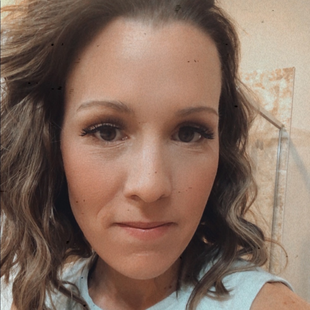 Meet your Posher, Tiffany